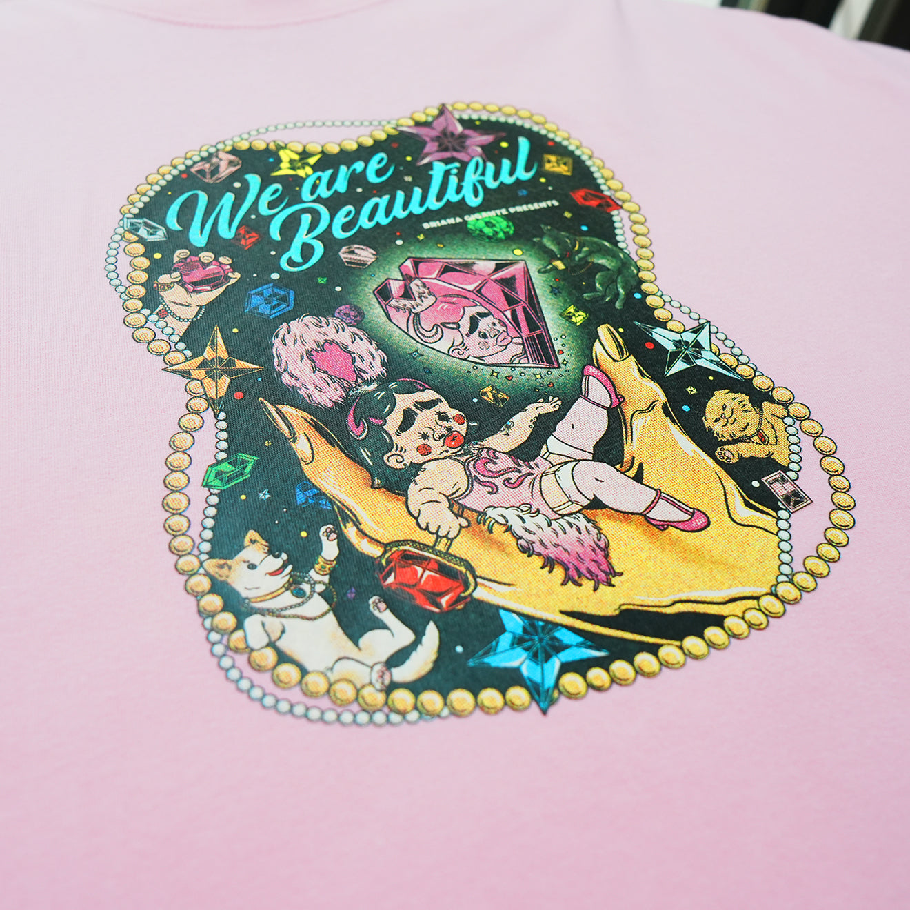 mune x Briana Gigante “We Are Beautiful” T-shirt / Bling Bling ME!コミックポストカード付き