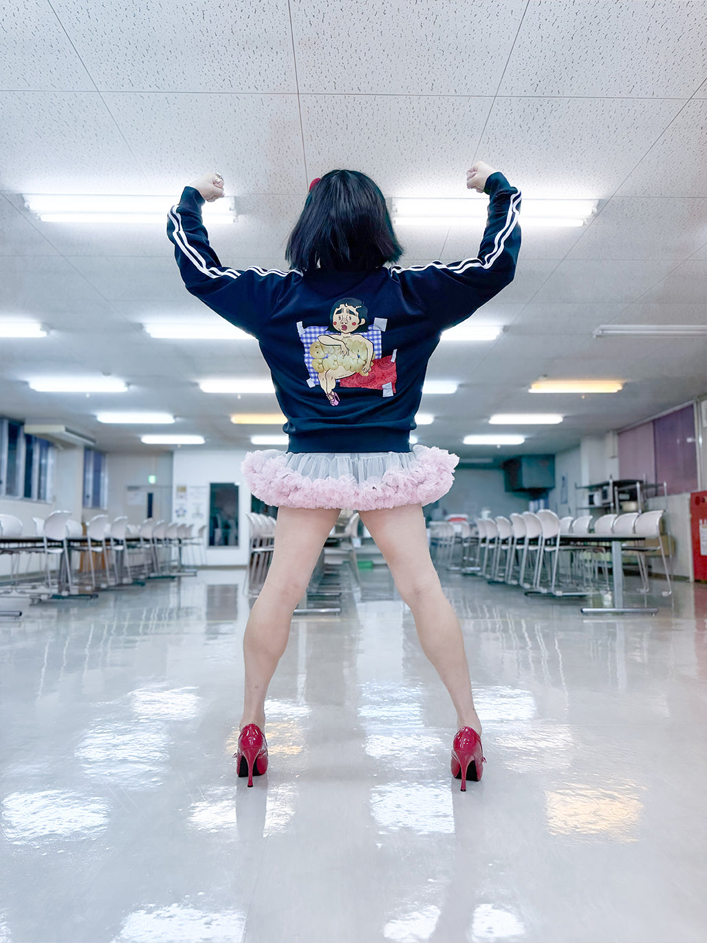 ブリアナギガンテ　受注　ジャージ　ネイビー　S 試着のみ ワンポイント顔面刺繍ジャージ (※背面に官能的プリント)