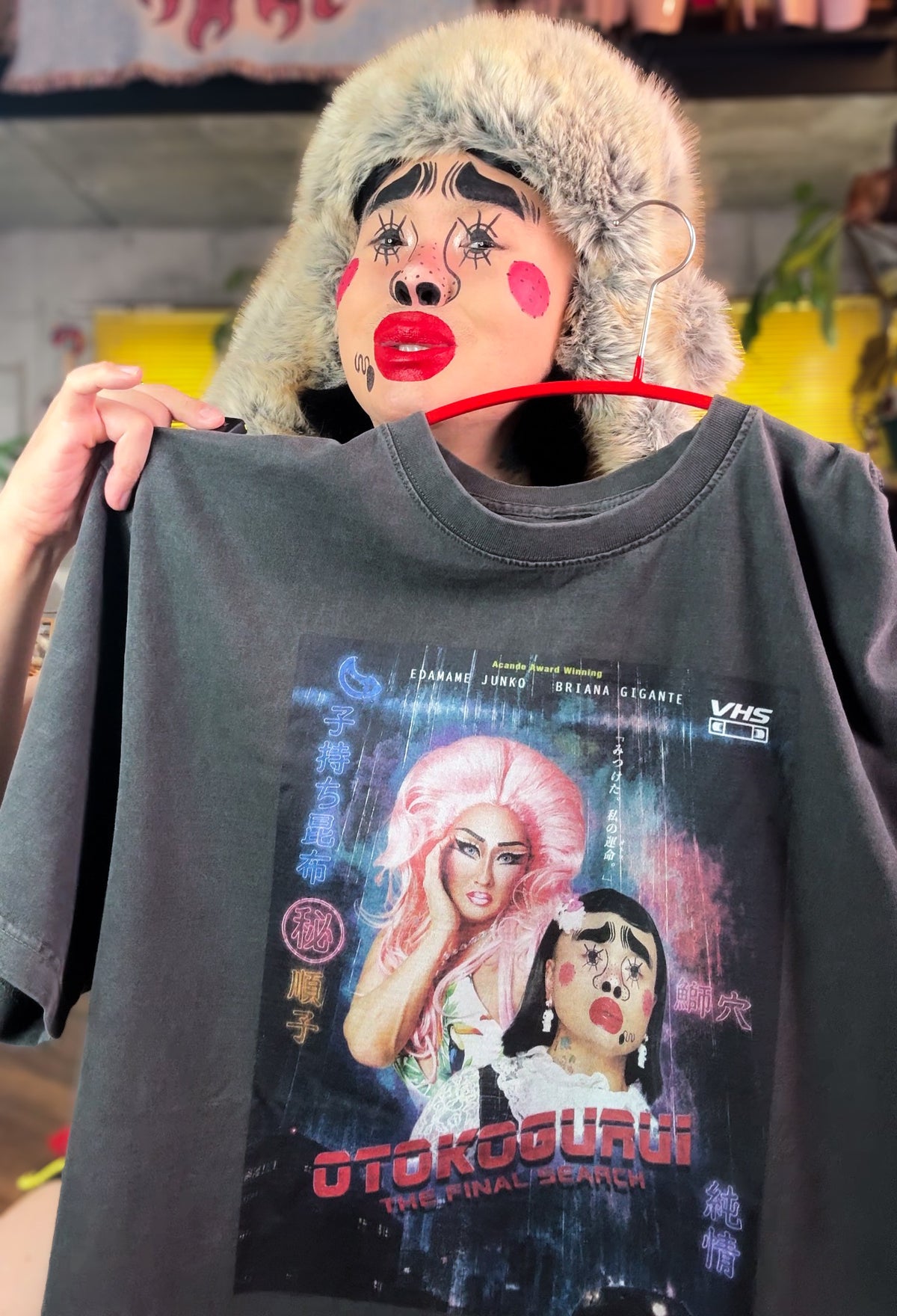 枝豆順子 x ブリアナ ギガンテ 伝説のハリウッドムービー(虚偽)Tシャツ